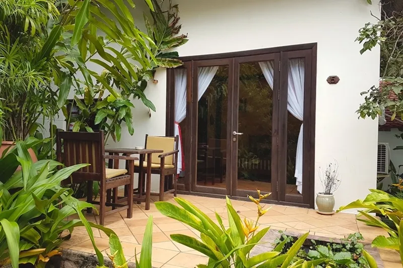 Deluxe Bungalow Tiled Roof Double -5